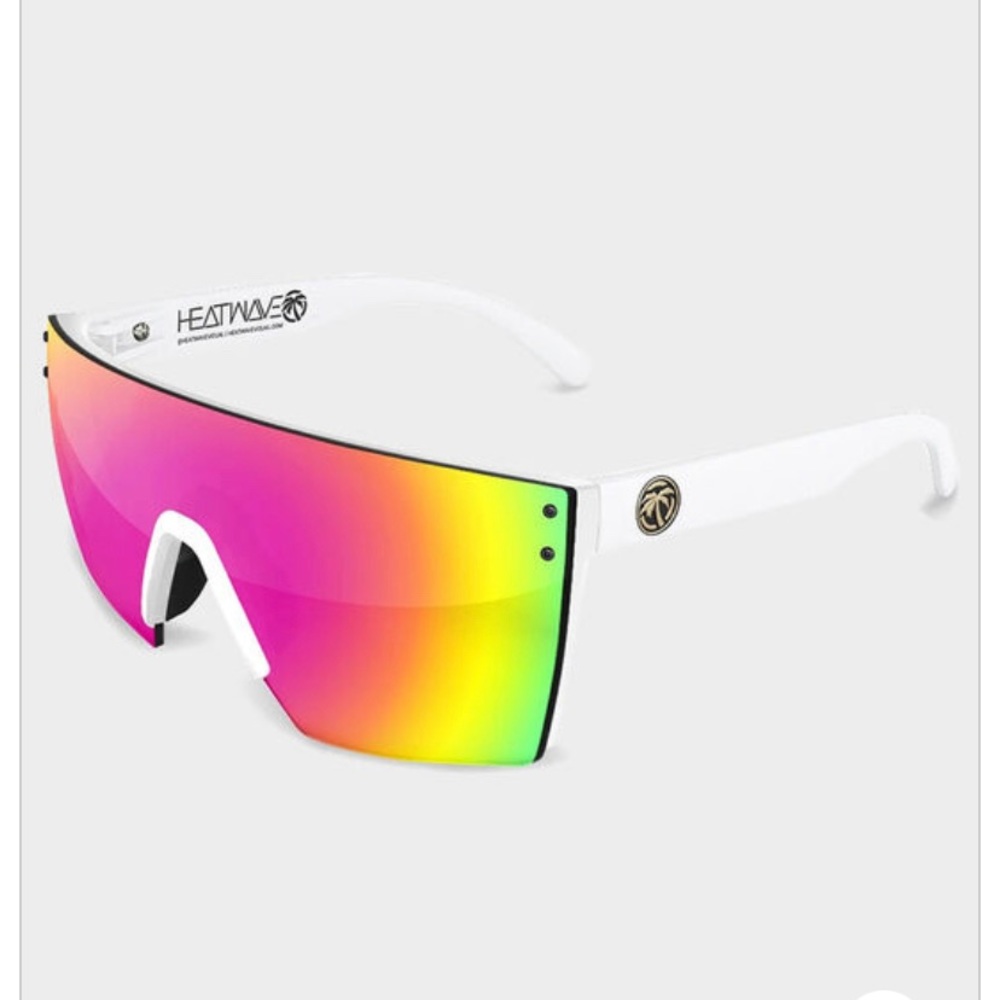 Heatwave polarized fun sunglasses .